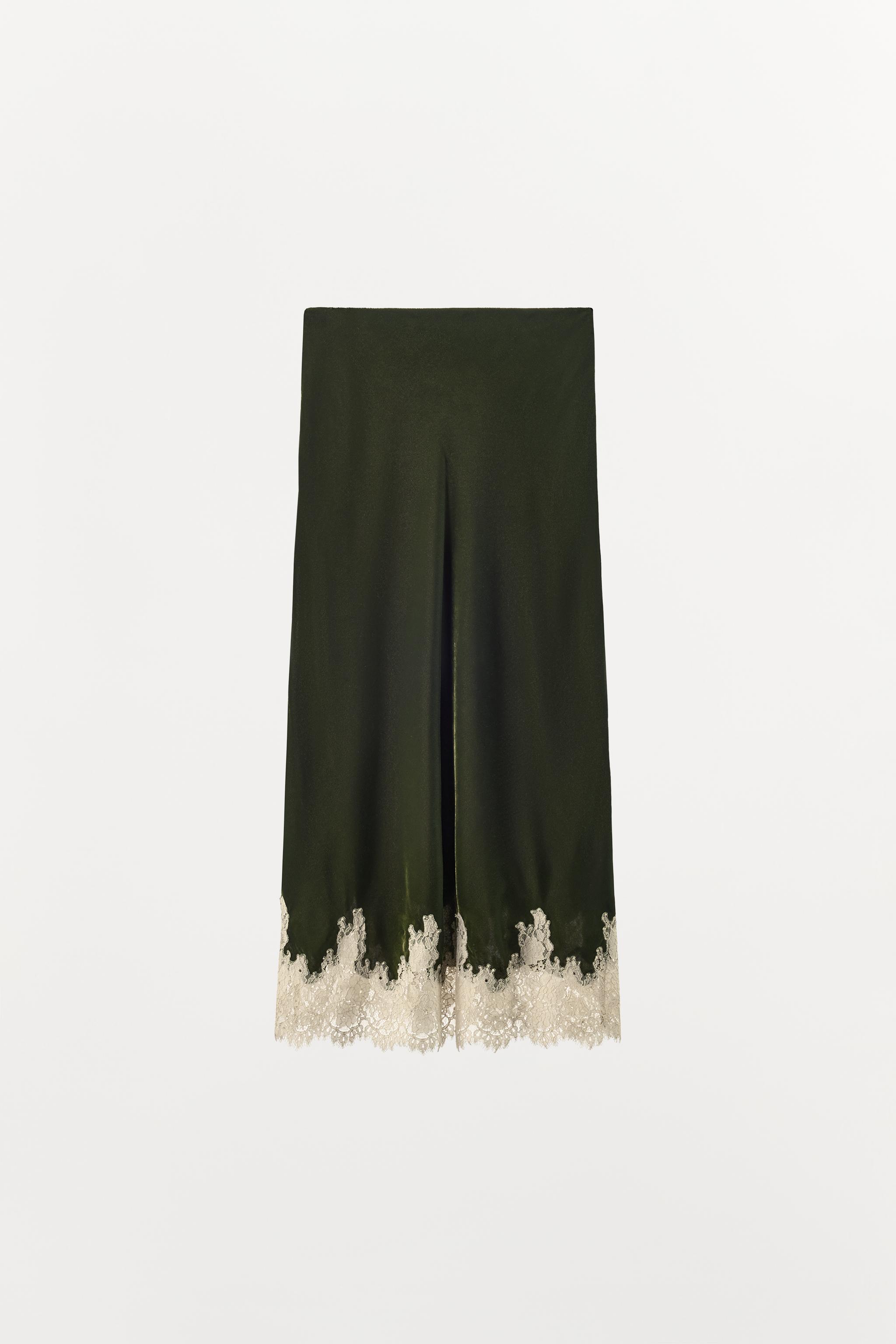 JUPE MI-LONGUE EN VELOURS ET DENTELLE